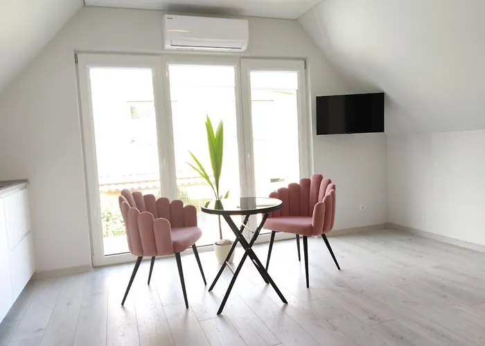 Neringos 22 Гостевой дом 3*